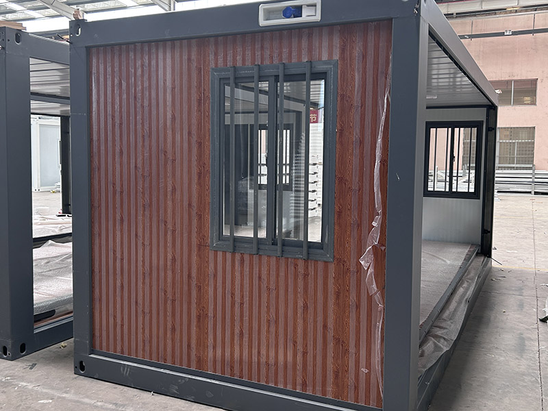 Foldable Packing Box House